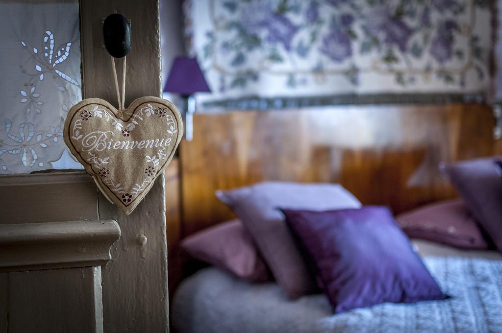 Bedroom Eglantine in Southern Ardèche - Mas de la Madeleine - inn ...